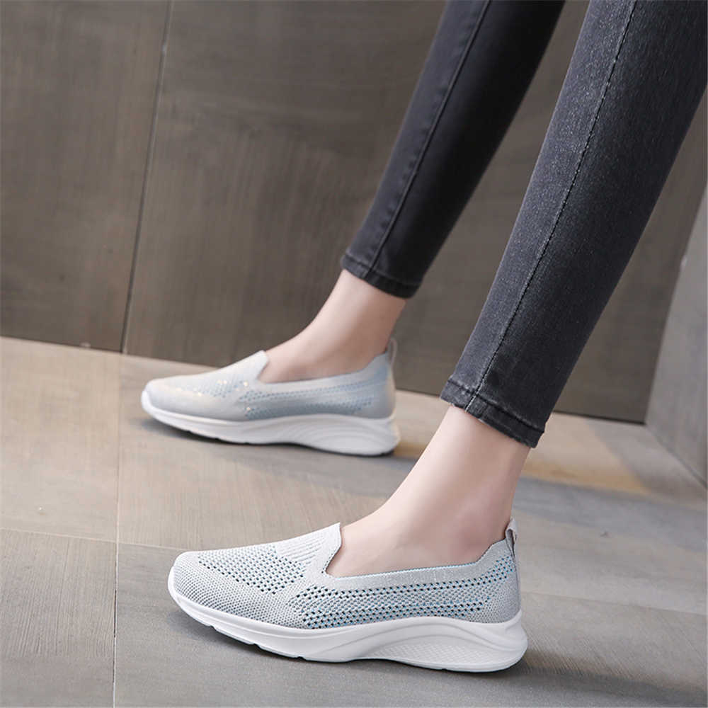 Street Fashion Model - Without Laces Flat Sole Sneakers Unisex