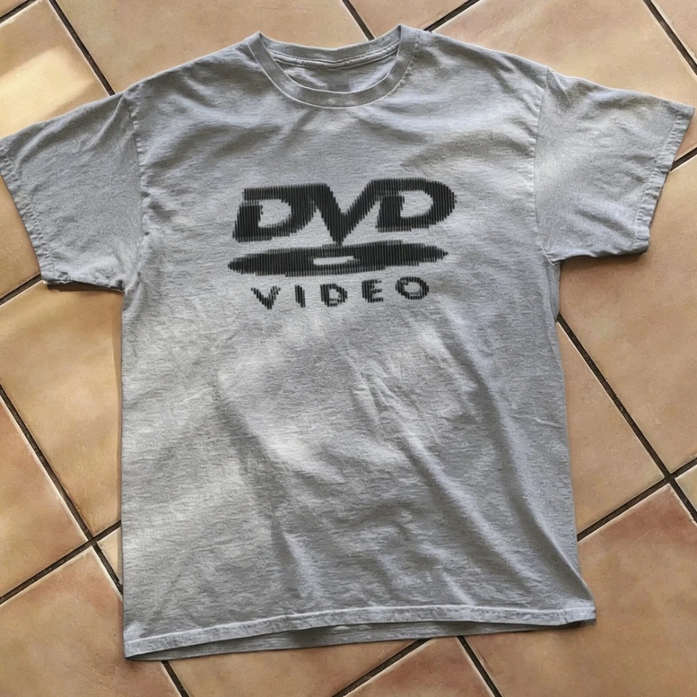 Funny Retro Graphic DVD VIDEO  - đánh giá và giá Street Fashion Logo