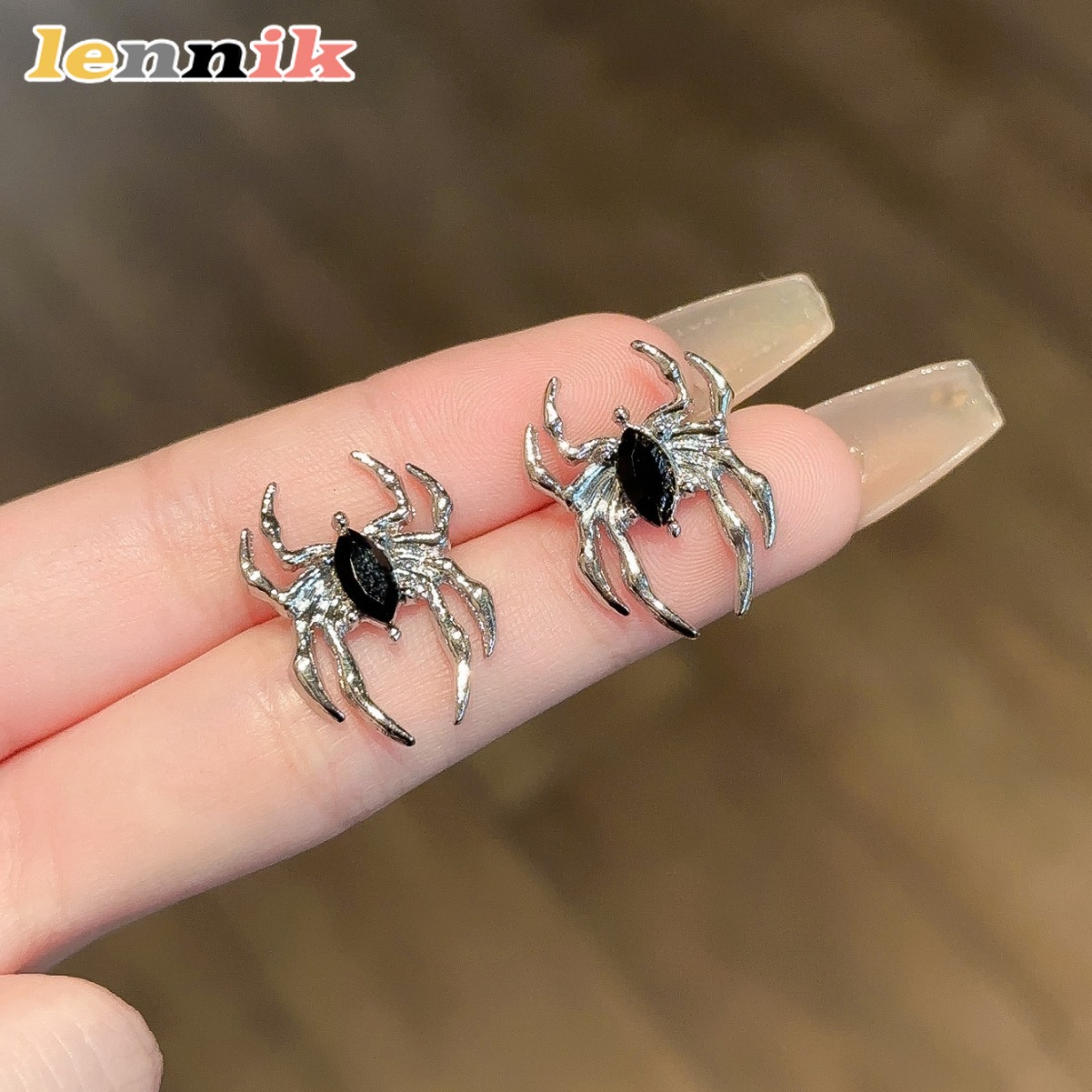 LENNIK Unique Spider Earrings, - đánh giá và giá Street Fashion Now